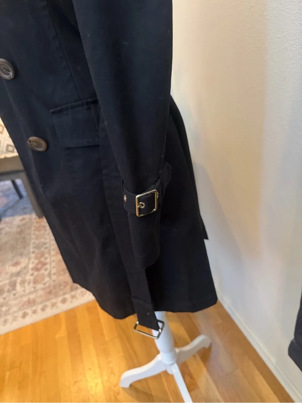 Burberry Black Double-Breasted Trench Coat - Picture 4 of 7